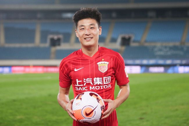 美妇岳出轨迎合高潮